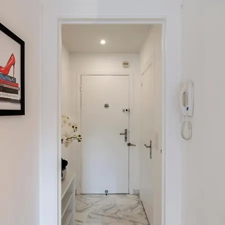 Appartamento 2 Pièces Au Calme Proche Martinez Avec Parking Privé *
